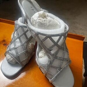 Apostrophe Silver Wedding Or Evening Shoes